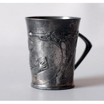 Антикварная чашечка  в стиле Ар Нуво,Англия, конец XIX века