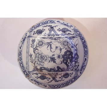 Антикварная декоративная фарфоровая тарелка Дельфт 18 век