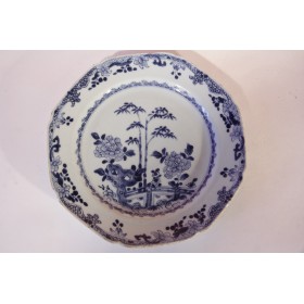 Старинная китайская декоративная фарфоровая тарелка 19 века