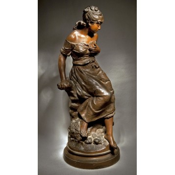 Старинная статуэтка «Девушка на скале»  Огюста Моро AUGUSTE MOREAU