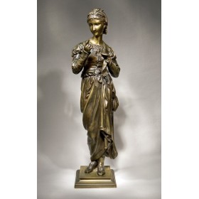 Антикварная бронзовая статуя Белошвейка скульптора Adrien Gaudez