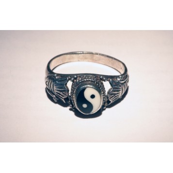 Старинное ритуальное кольцо Инь и Ян