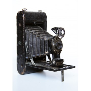Старинный фотоаппарат Kodak. США, начало XX века.
