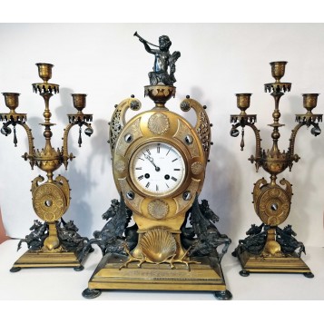 Англо-французский бронзовый часовой гарнитур. XIX век.