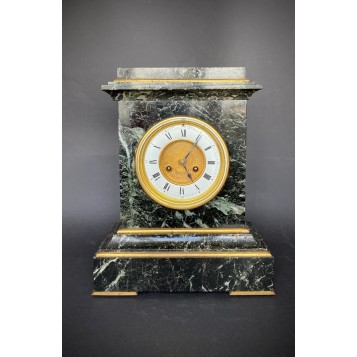 Французские каминные часы из зеленого мрамора