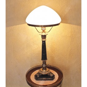 Антикварная настольная лампа в стиле Ампир
