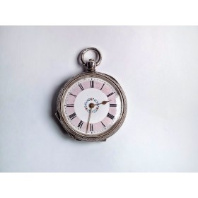 Старинные серебряные часы