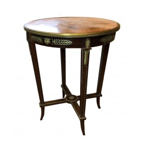 Старинный чайный столик с маркетри XIX в.