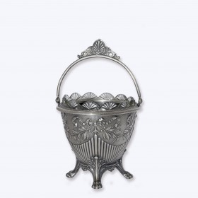 Нарядная серебряная вазочка в стиле Людовика XVI