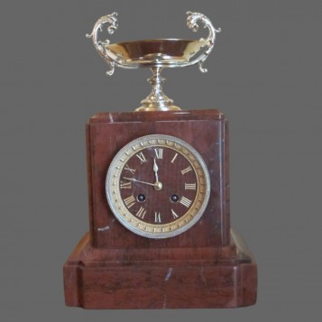 Старинные каминные часы братьев Жапи