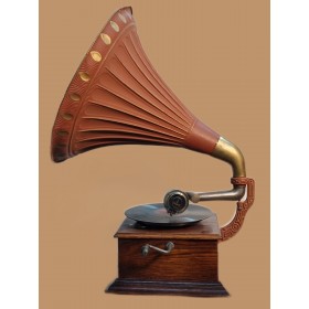 Антикварный кабинетный граммофон