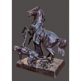 Скульптура "Конь с упавшим всадником", Каслинский завод