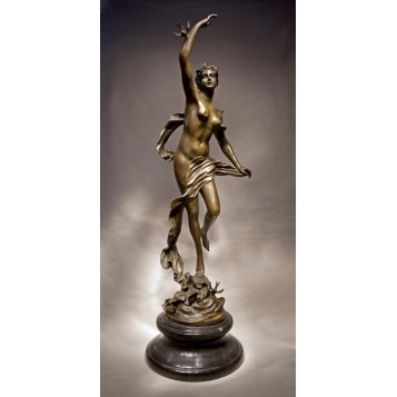 Старинная бронзовая статуя Девушка с ласточками  AUGUSTE MOREAU