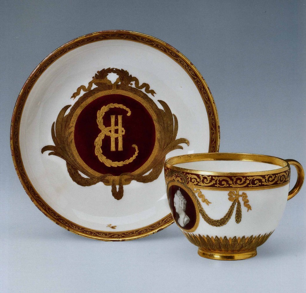 Чашка тарелка с вензелем Екатерины 1785 Фарфор ИФЗ